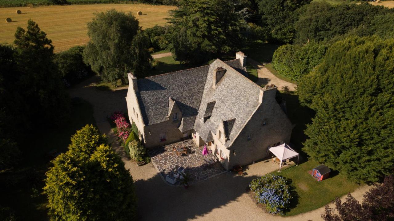 Kerblondel Bed and Breakfast Plouézocʼh Exteriör bild